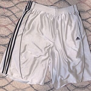 MEN XL WHITE SHORTS- athletic / vintage / adidas
